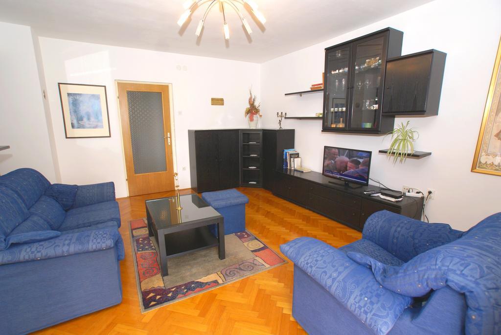 Apartment Ana 1 مالينسكا الغرفة الصورة
